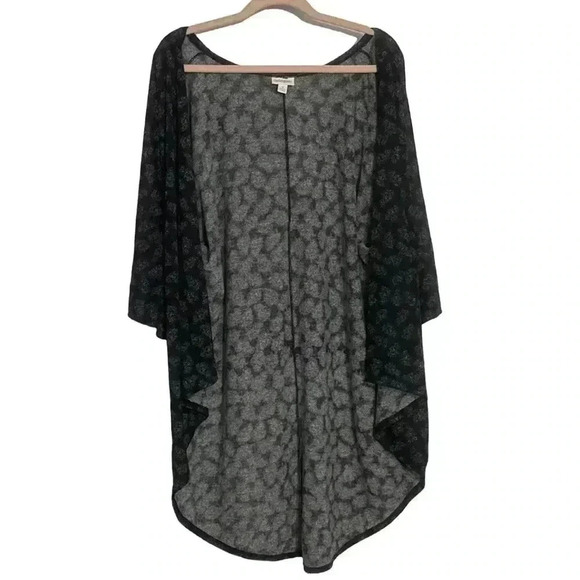 NWT! Small LULUROE Black with Faint White & Blue Abstract Pattern Cardigan - Picture 1 of 10